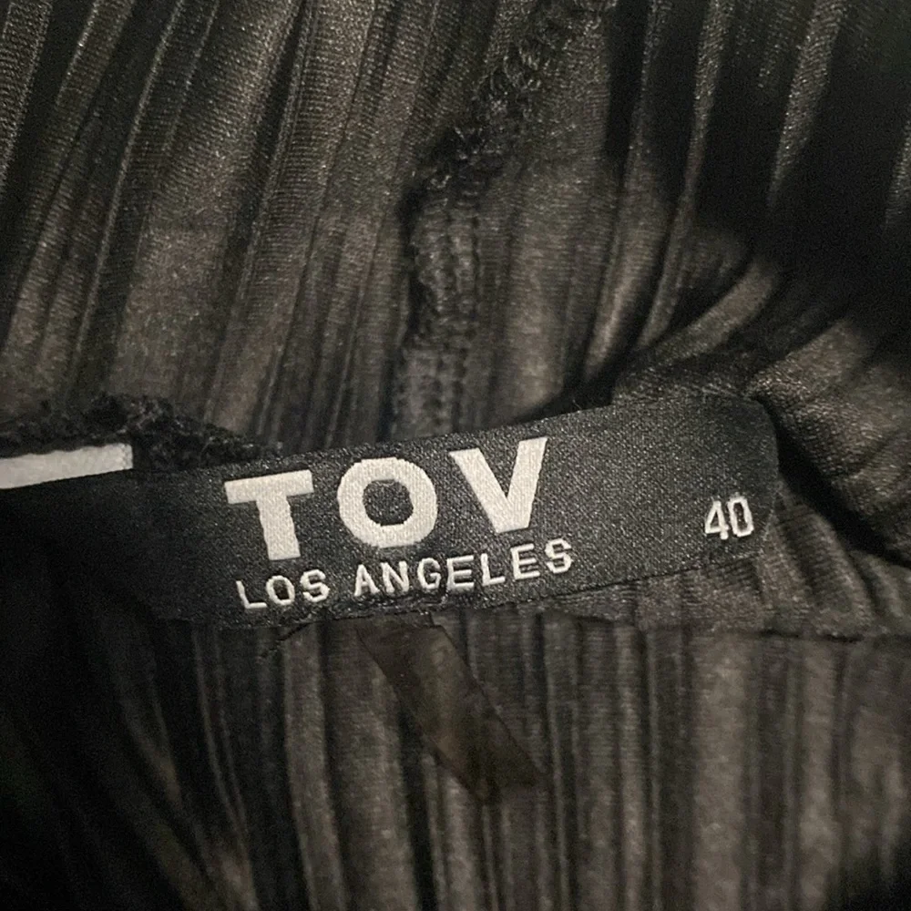 TOV, - Picture 3 of 3
